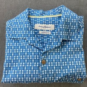 Tommy Bahama Mens 👔- size M